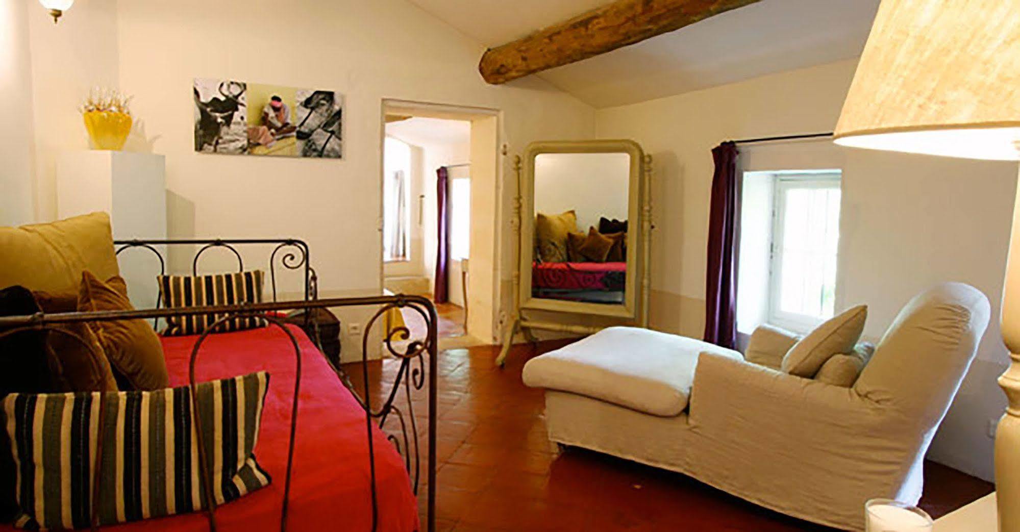 La Maison Du Village Saint-Rémy-de-Provence Kültér fotó